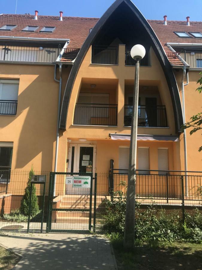 Tommy Apartman 2.0 Hajdúszoboszló Exterior foto